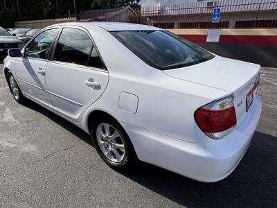 2005 Toyota Camry XLE V6 - Photo 5 - North Hollywood, CA 91601
