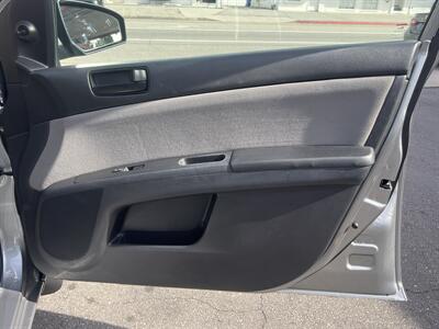 2012 Nissan Sentra 2.0   - Photo 25 - North Hollywood, CA 91601