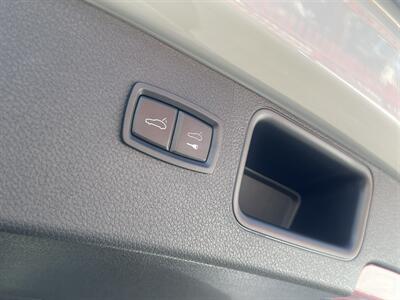 2021 Porsche Macan S - Photo 9 - North Hollywood, CA 91601