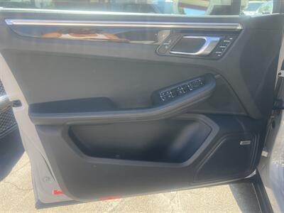 2021 Porsche Macan S - Photo 24 - North Hollywood, CA 91601
