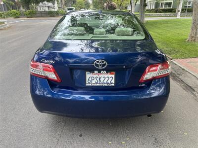 2011 Toyota Camry LE   - Photo 4 - North Hollywood, CA 91601