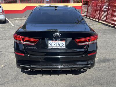 2019 Kia Optima S   - Photo 2 - North Hollywood, CA 91601