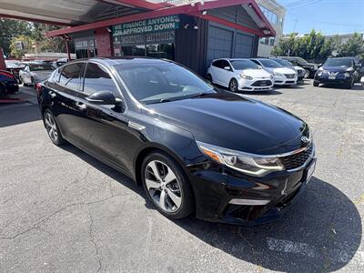 2019 Kia Optima S   - Photo 5 - North Hollywood, CA 91601