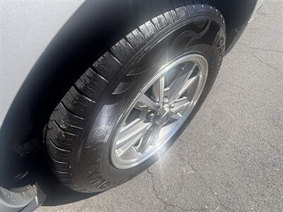 2005 Ford Mustang V6 Deluxe   - Photo 9 - North Hollywood, CA 91601