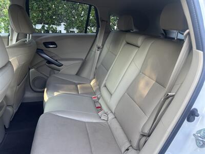 2015 Acura RDX   - Photo 8 - North Hollywood, CA 91601