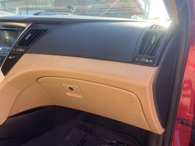 2011 Hyundai SONATA Limited   - Photo 25 - North Hollywood, CA 91601