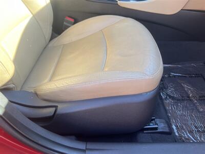 2011 Hyundai SONATA Limited   - Photo 24 - North Hollywood, CA 91601