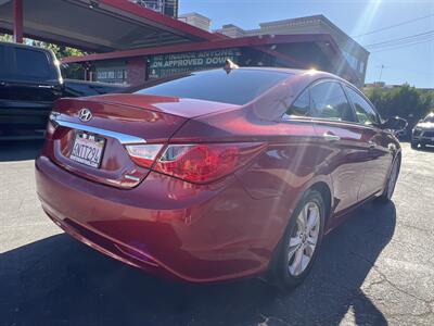 2011 Hyundai SONATA Limited   - Photo 4 - North Hollywood, CA 91601