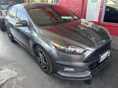 2018 Ford Focus ST - Photo 2 - North Hollywood, CA 91601