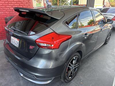 2018 Ford Focus ST - Photo 5 - North Hollywood, CA 91601