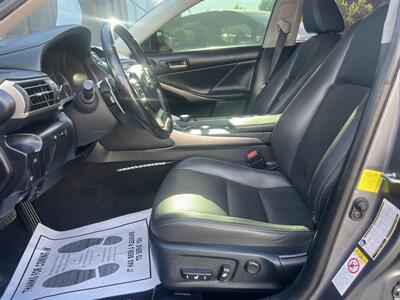 2018 Lexus IS   - Photo 11 - North Hollywood, CA 91601