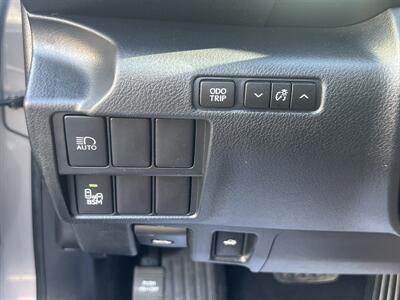 2018 Lexus IS   - Photo 42 - North Hollywood, CA 91601