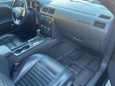 2014 Dodge Challenger SXT - Photo 31 - North Hollywood, CA 91601