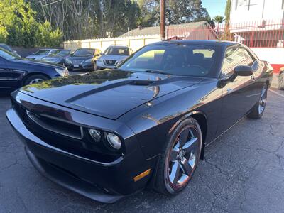2014 Dodge Challenger SXT Coupe