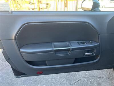 2014 Dodge Challenger SXT - Photo 59 - North Hollywood, CA 91601