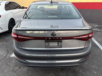 2025 Volkswagen Jetta SE - Photo 7 - North Hollywood, CA 91601
