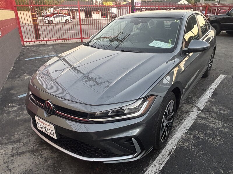 2025 Volkswagen Jetta SE   - Photo 1 - North Hollywood, CA 91601