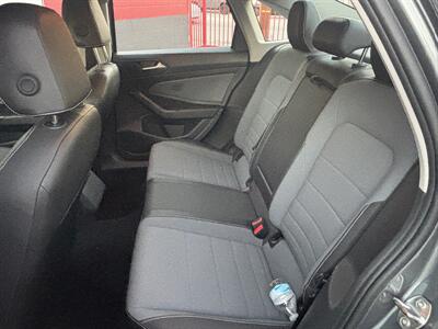 2025 Volkswagen Jetta SE - Photo 14 - North Hollywood, CA 91601