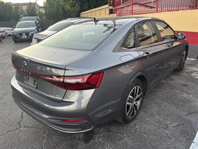2025 Volkswagen Jetta SE - Photo 6 - North Hollywood, CA 91601