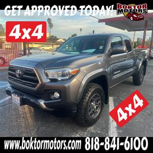 2017 Toyota Tacoma SR5 V6 Truck