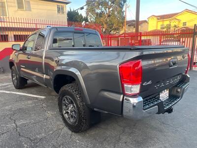 2017 Toyota Tacoma SR5 V6   - Photo 4 - North Hollywood, CA 91601