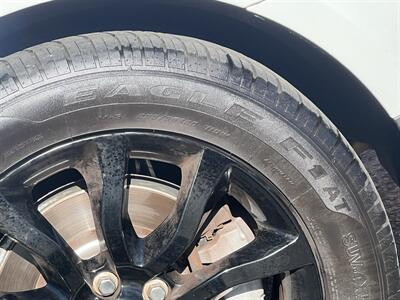 2015 Land Rover Range Rover Sport HSE - Photo 17 - North Hollywood, CA 91601