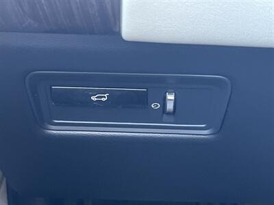 2015 Land Rover Range Rover Sport HSE - Photo 23 - North Hollywood, CA 91601