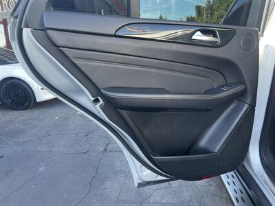 2015 Mercedes-Benz ML 350 4MATIC   - Photo 11 - North Hollywood, CA 91601