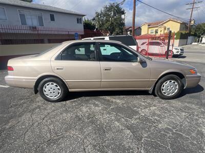 1999 Toyota Camry LE   - Photo 8 - North Hollywood, CA 91601