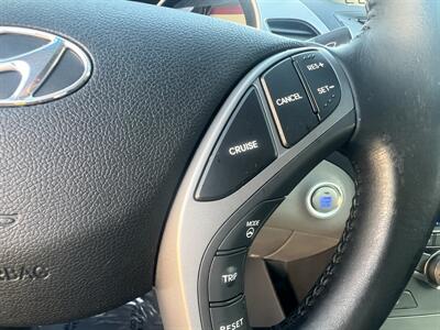 2014 Hyundai ELANTRA SE   - Photo 26 - North Hollywood, CA 91601