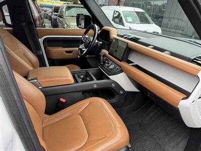 2023 Land Rover Defender 130 S - Photo 17 - North Hollywood, CA 91601
