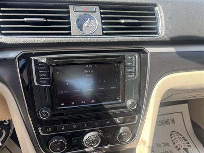 2017 Volkswagen Passat 1.8T R-Line - Photo 19 - North Hollywood, CA 91601