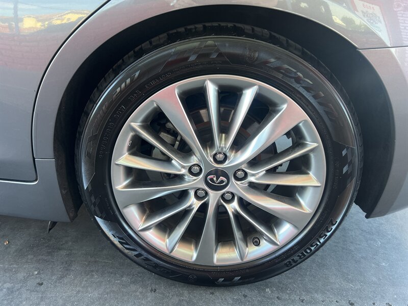 2019 Infiniti Q50 3.0t LUXE photo 13