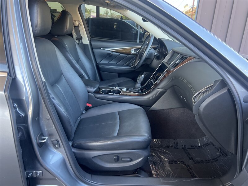 2019 Infiniti Q50 3.0t LUXE photo 30
