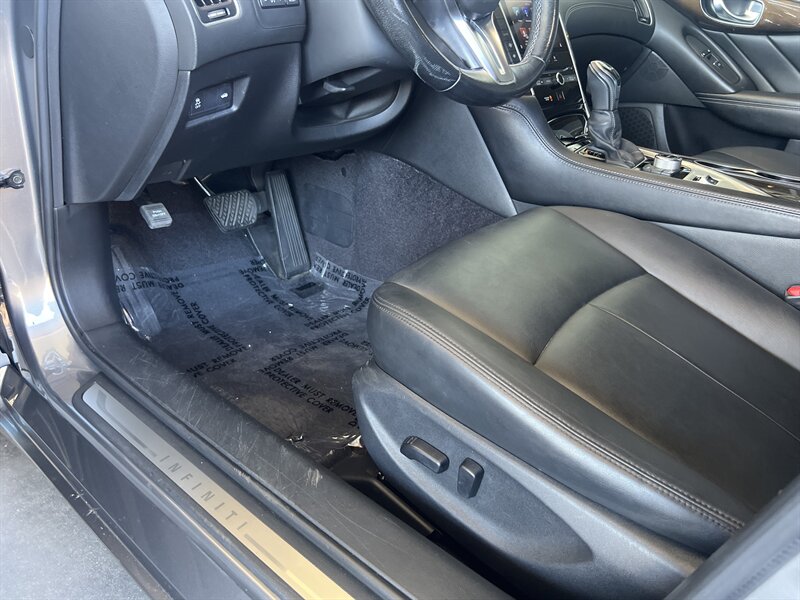 2019 Infiniti Q50 3.0t LUXE photo 17