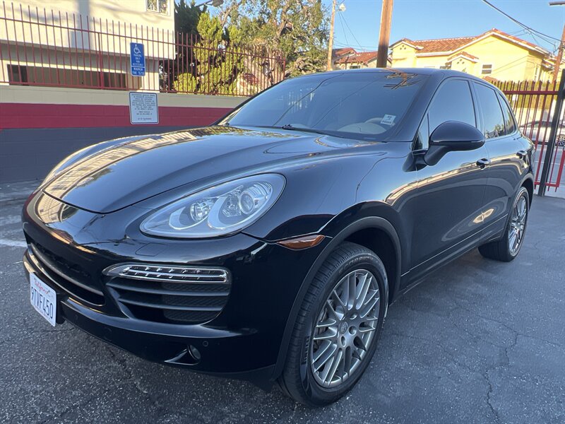 2013 Porsche Cayenne S  