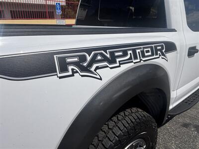 2019 Ford F-150 Raptor   - Photo 4 - North Hollywood, CA 91601
