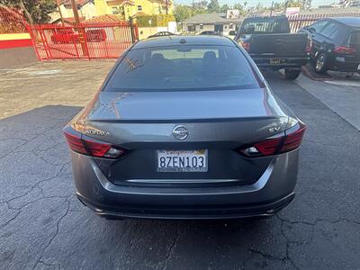 2019 Nissan Altima 2.5 SV   - Photo 2 - North Hollywood, CA 91601