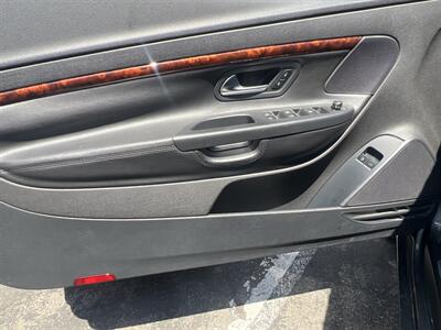 2012 Volkswagen Eos Lux SULEV   - Photo 25 - North Hollywood, CA 91601