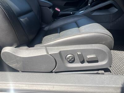 2012 Volkswagen Eos Lux SULEV   - Photo 20 - North Hollywood, CA 91601