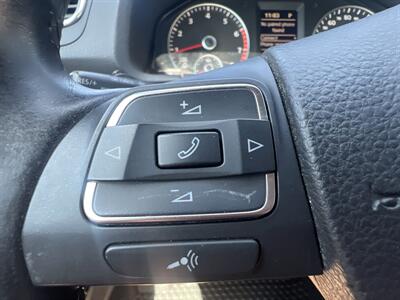 2012 Volkswagen Eos Lux SULEV   - Photo 31 - North Hollywood, CA 91601
