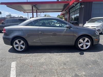 2012 Volkswagen Eos Lux SULEV   - Photo 5 - North Hollywood, CA 91601