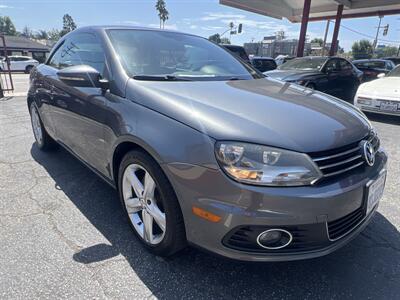 2012 Volkswagen Eos Lux SULEV   - Photo 2 - North Hollywood, CA 91601