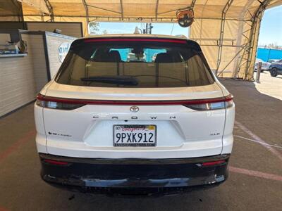 2025 Toyota Crown Signia XLE   - Photo 2 - North Hollywood, CA 91601