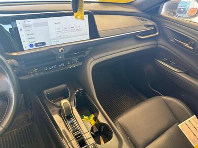 2025 Toyota Crown Signia XLE   - Photo 4 - North Hollywood, CA 91601