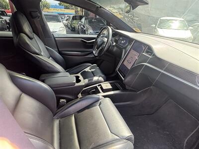 2018 Tesla Model X 75D   - Photo 9 - North Hollywood, CA 91601