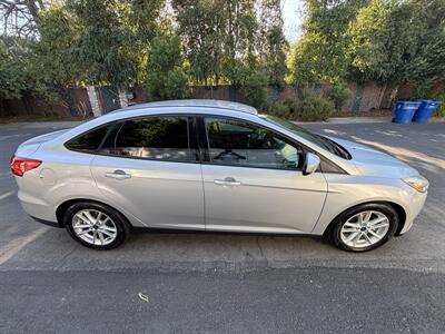 2018 Ford Focus SE - Photo 8 - North Hollywood, CA 91601