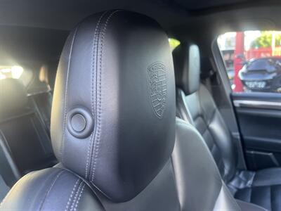 2012 Porsche Cayenne Turbo   - Photo 44 - North Hollywood, CA 91601