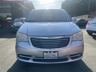 2012 Chrysler Town & Country Touring   - Photo 8 - North Hollywood, CA 91601