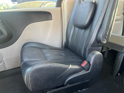 2012 Chrysler Town & Country Touring   - Photo 46 - North Hollywood, CA 91601